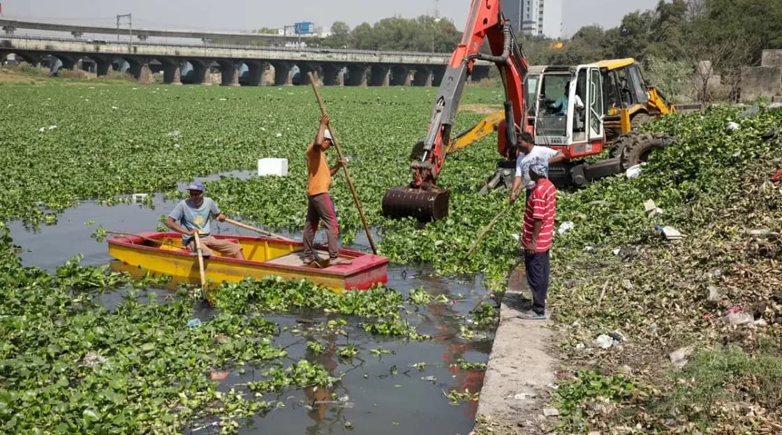 Civic cleanup and river cleaning complaint tracked through Parivartan department assignment and field worker workflow